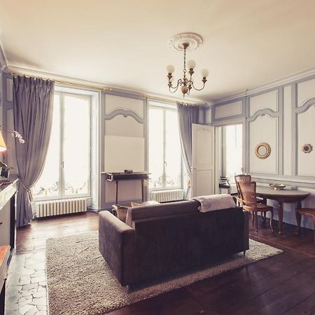 La Maison de la Liberté Suite Jeanne Barret Poitiers Esterno foto